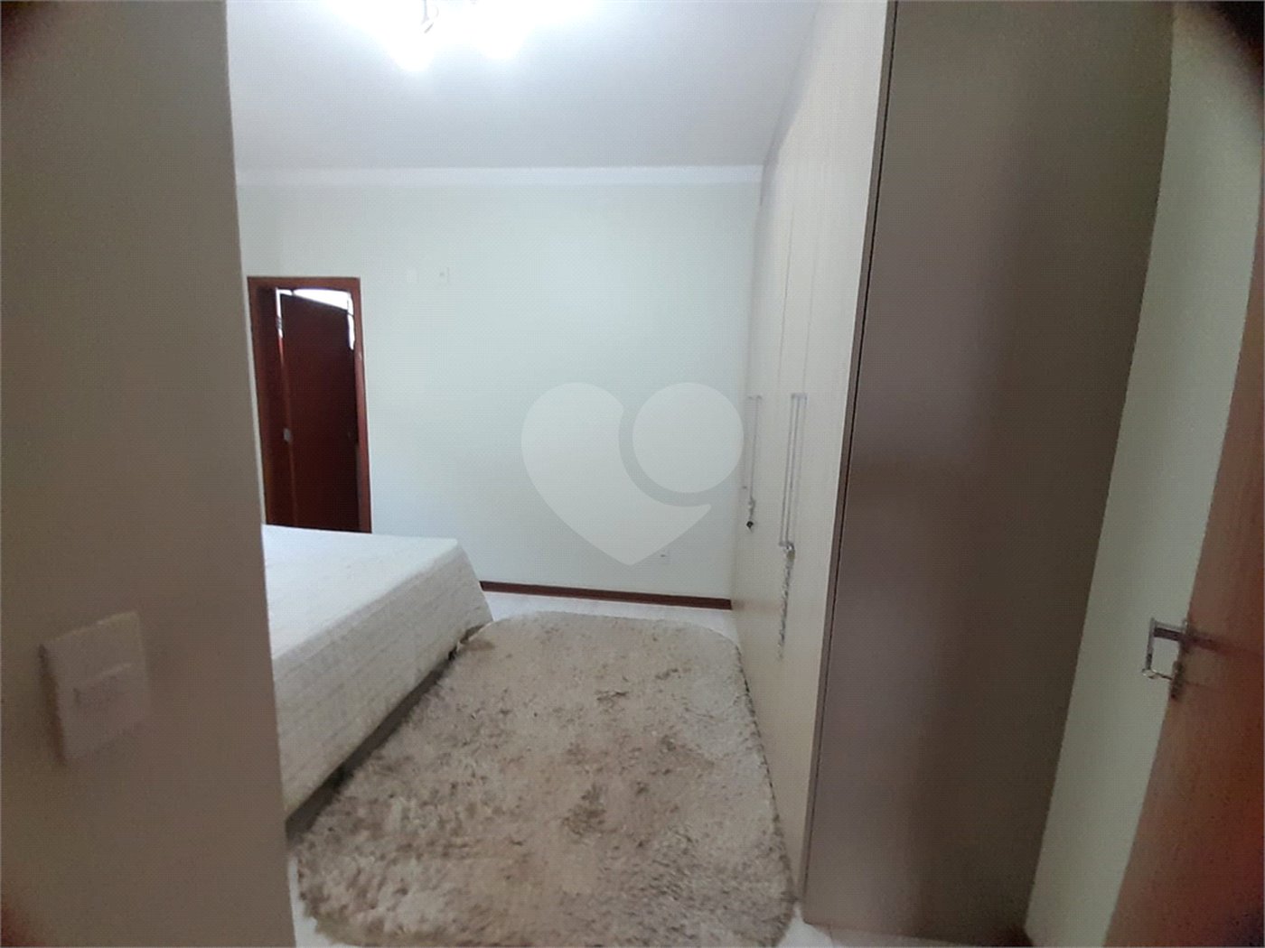 Casa à Venda no Residencial Eldorado - São Carlos