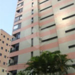 Apartamento com 3 Quartos à Venda, 190,56 m² por R$ 750.000