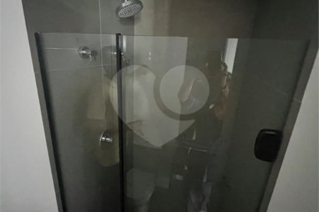 STUDIO 21,68M² TOTALMENE IMOBILIADO AO LADO DO SHOPPING IBIRAPUERA