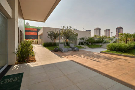 Apartamento com 155m² pronto para morar com 03 suítes e 02 vagas no Jardim Marajoara.