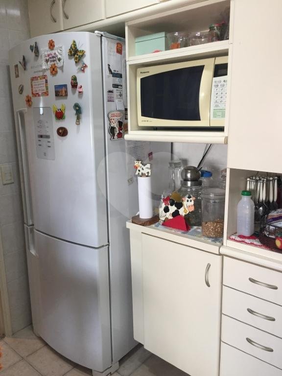 Apartamento com 3 quartos
