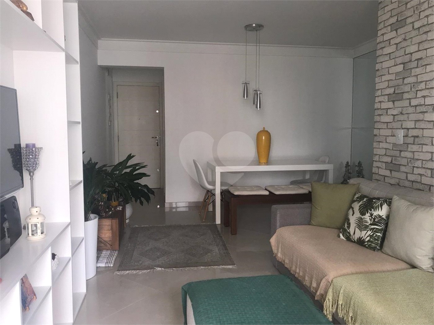 Conforto e Lazer Completo no Tatuapé: Apartamento de 78 m² com Suíte e Duas Vagas!