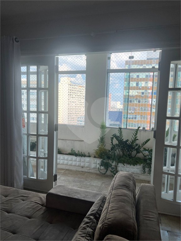 Cobertura penthouse com 486 m², 5 dormitórios e 2 vagas em ótima localização