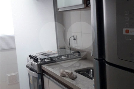 Apartamento no Condomínio Portal do Sol.