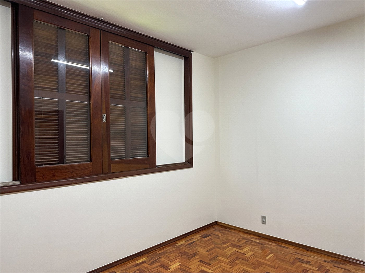 Casa térrea no Centro para venda ou locação