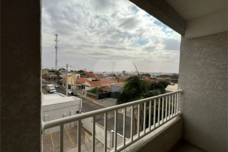 Apartamento á venda na região do Vila Prado.
