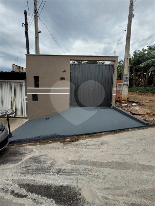 SUA CASA NOVA ESPERA POR VOCÊ!