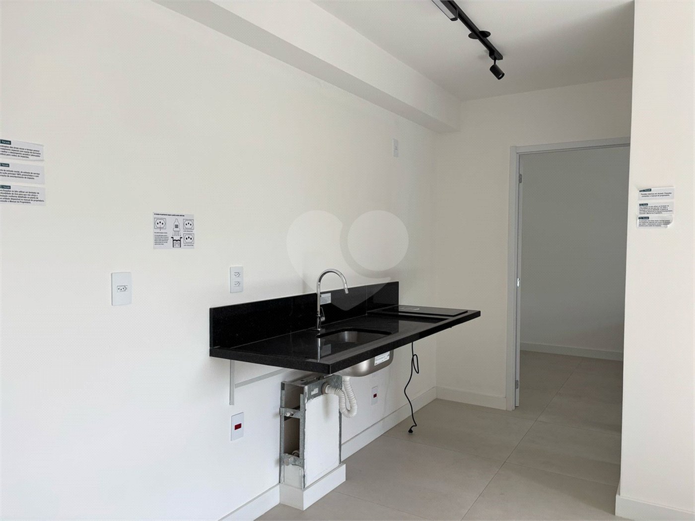 APARTAMENTO NOVO PRÓXIMO METRO SAÚDE LAZER COMPLETO