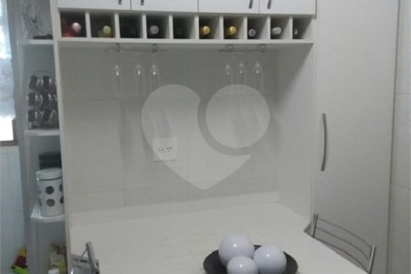Apartamento com 2 dormitórios