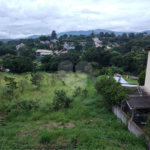 Terreno em Atibaia com 2.090 metros, ótimo para fazer chácara, excelente localização, aceita financiamento