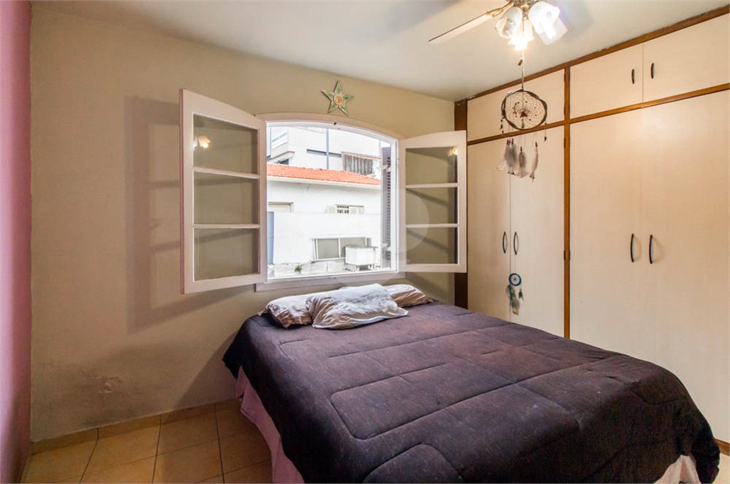 Sobrado na Saúde c/133m2 - 3 Quartos/1 Suíte/2 Vagas paralelas na garagem
