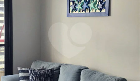 Belíssimo apartamento recém reformado na Praia Grande.