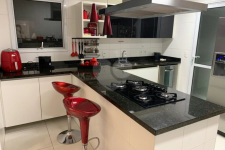 Apartamento à Venda na Mooca com 3 Suítes, Varanda Gourmet e 4 Vagas — 204m² no Condomínio Luzes da Mooca (Aceita Pet e Estuda Permuta)