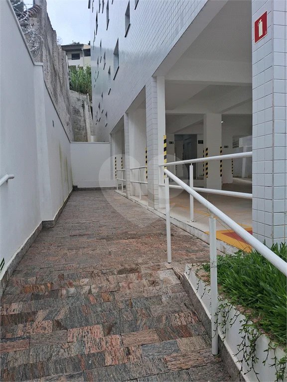 Apartamento à venda com excelente localização - 3 quartos sendo 1 suíte - 1 vaga