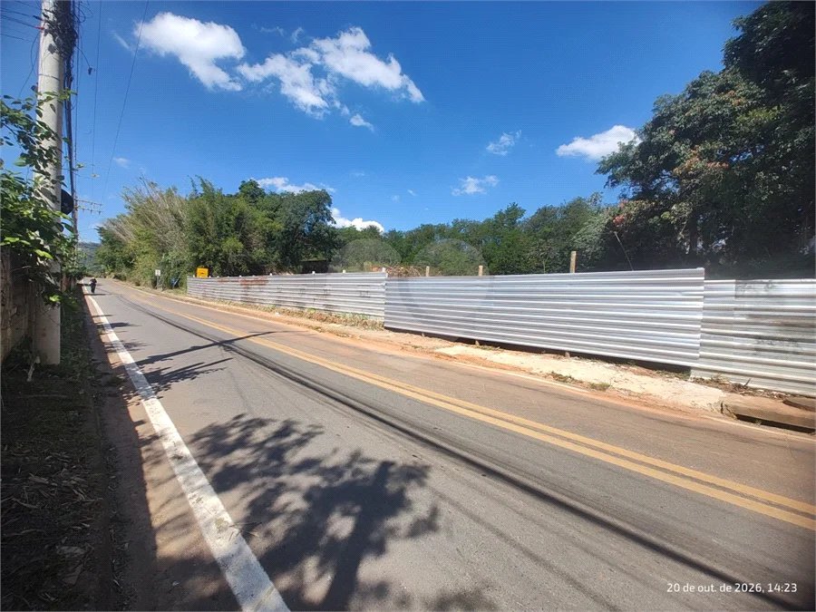 Terreno em Atibaia com 3.000 metros para locação, ótimo para transportadora, pátio de veículos, mecânica pesada