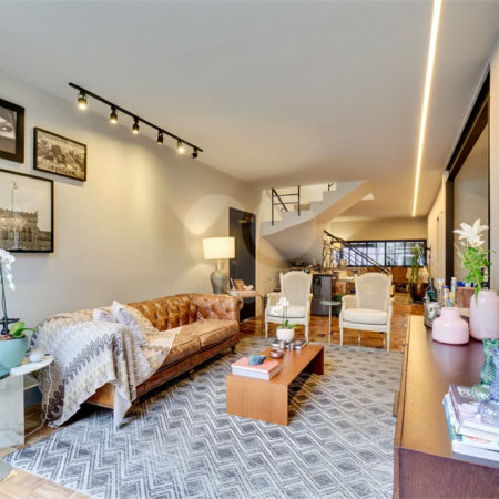 Casa de Vila à venda com 5 quartos, sendo 3 suítes, em Jardim Hípico, São Paulo, SP