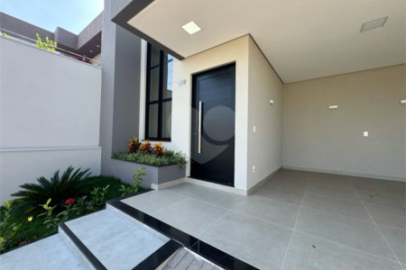 Casa Térrea com 163m² no Faixa Azul