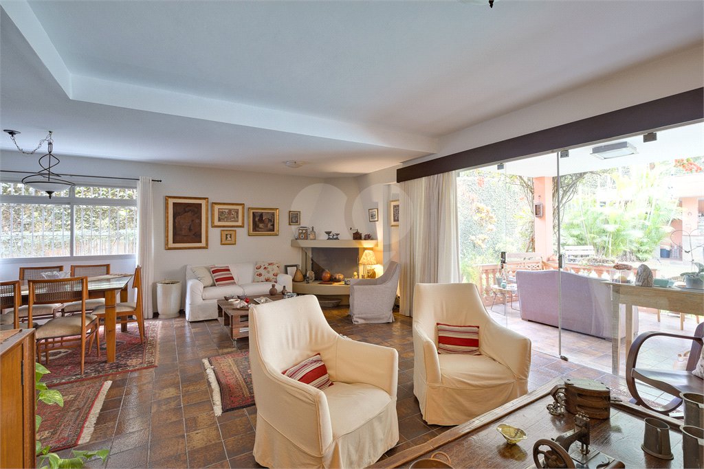 Casa com 4 quartos á venda no Jardim Marajoara, São Paulo - SP