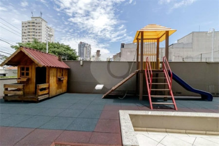 Oportunidade Apartamento mobiliado á venda na saude com 60m² com 2 dorm e 2 vaga. Aceita e estuda Permuta ( sujeito a avaliação).