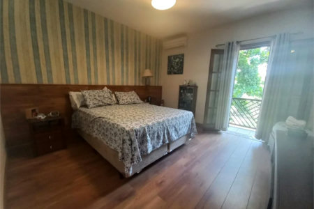 Casa à venda com 5 quartos, sendo 3 suítes, em Jardim Bonfiglioli, São Paulo, SP