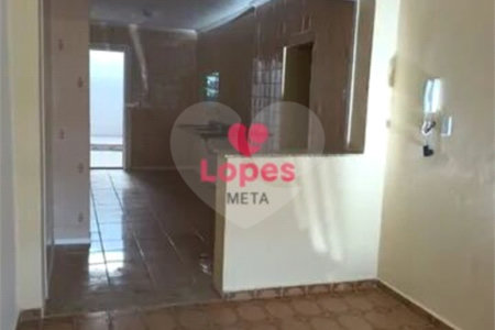 CASA A VENDA NO BAIRRO JARDIM JARÁGUA, 5 DORMITORIOS, 3 BANHEIROS, 3 VAGAS, 198m², TAUBATÉ/SP.