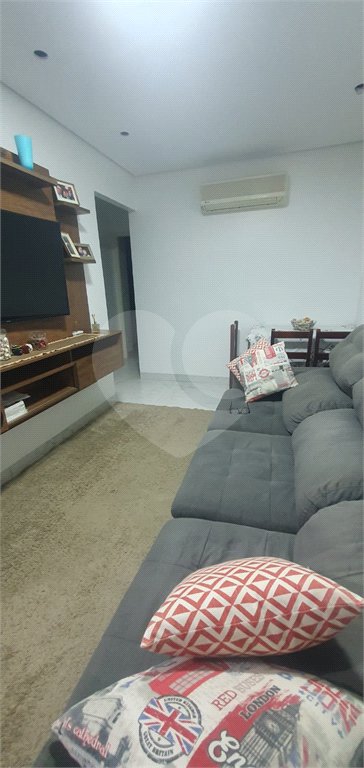 Casa para venda no codomínio Residencial Villagio Allegro, em Araraquara, com 03 dorm. (01 suíte)