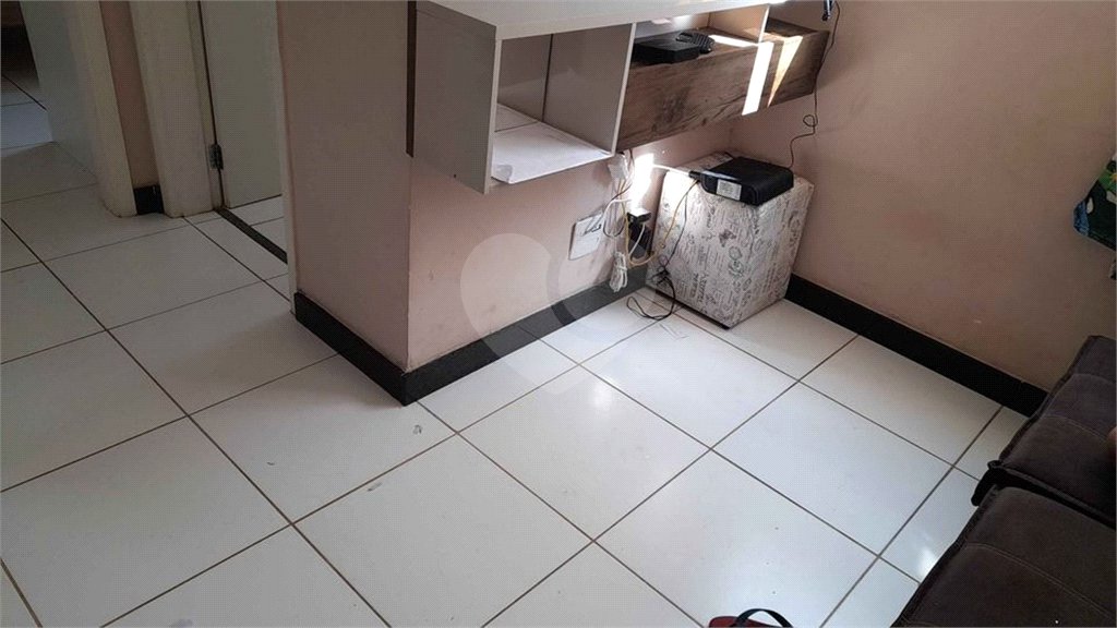 Apartamento no Condomínio Parque dos Manacás