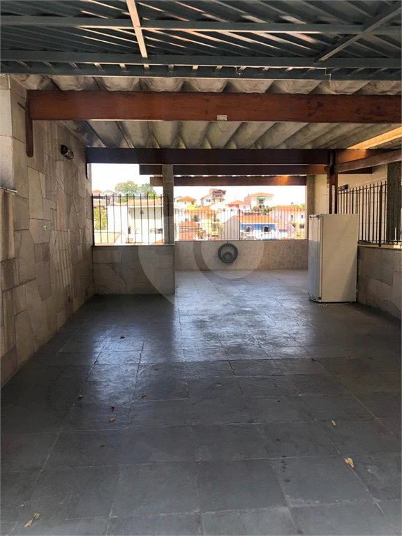 Casa com 03 dormitórios e 04 vagas Parada Inglesa