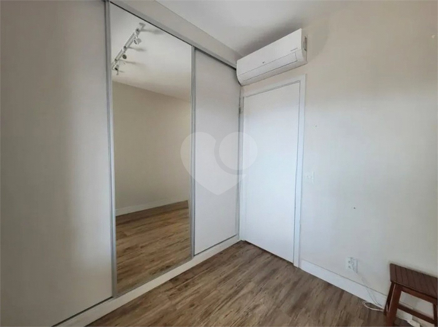 Apartamento à venda com 3 quartos, sendo 2 suítes, em Cambuci, São Paulo, SP