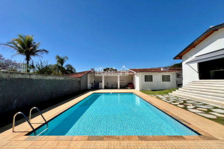 Casa Térrea à venda com 5 quartos, sendo 3 suítes, em Vila Esperia Ou Giglio, Atibaia, SP