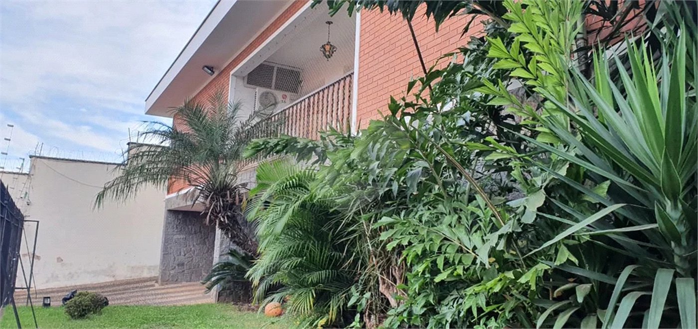 Casa Residencial ou Comercial para alugar em Piracicaba - SP.