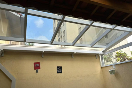 Casa à venda com 3 quartos, sendo 1 suíte,  no condomínio Villagio Vicino, São Paulo - SP