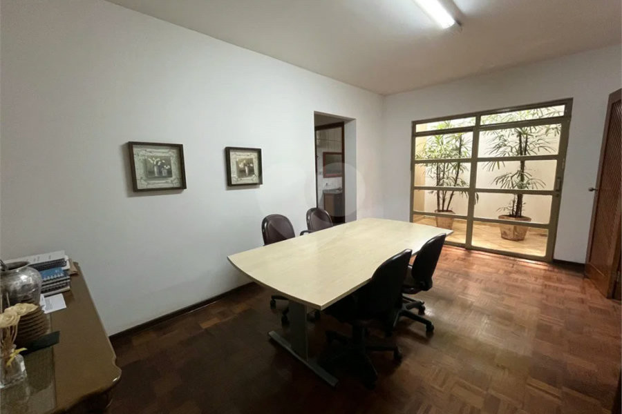 Casa Térrea c/ 4 quartos Venda – Vila Monteiro (Localização Nobre)