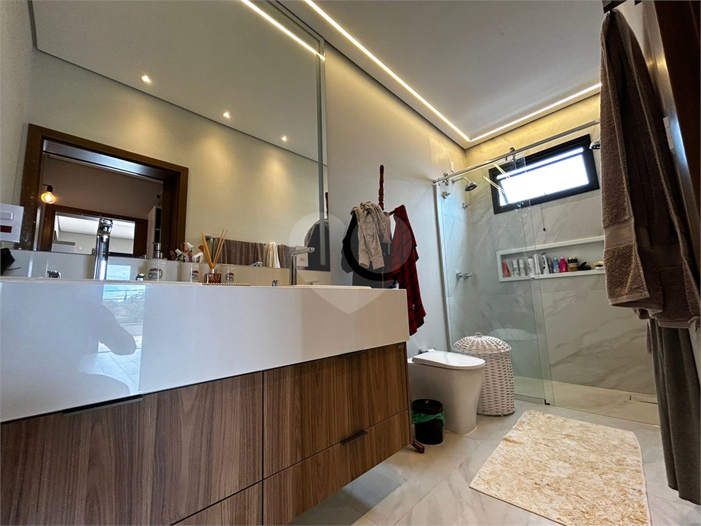 Casa de alto padrão para venda no condomínio Damha III.