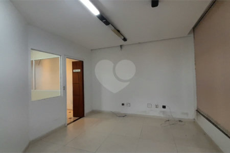 **SALA COMERCIAL DE 80 M² NO BAETA NEVES | EXCELENTE CUSTO-BENEFÍCIO E LOCALIZAÇÃO ESTRATÉGICA**