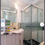 Apartamento de 200m² com 3 dormitórios, 2 suítes e 3 vagas em condomínio 1 por andar.