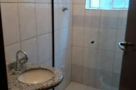 Sobrado à venda ou para alugar com 4 quartos, sendo 1 suíte, em Vila Butantã, São Paulo, SP