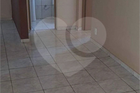Apartamento no Condomínio Residencial Jardim das Torres