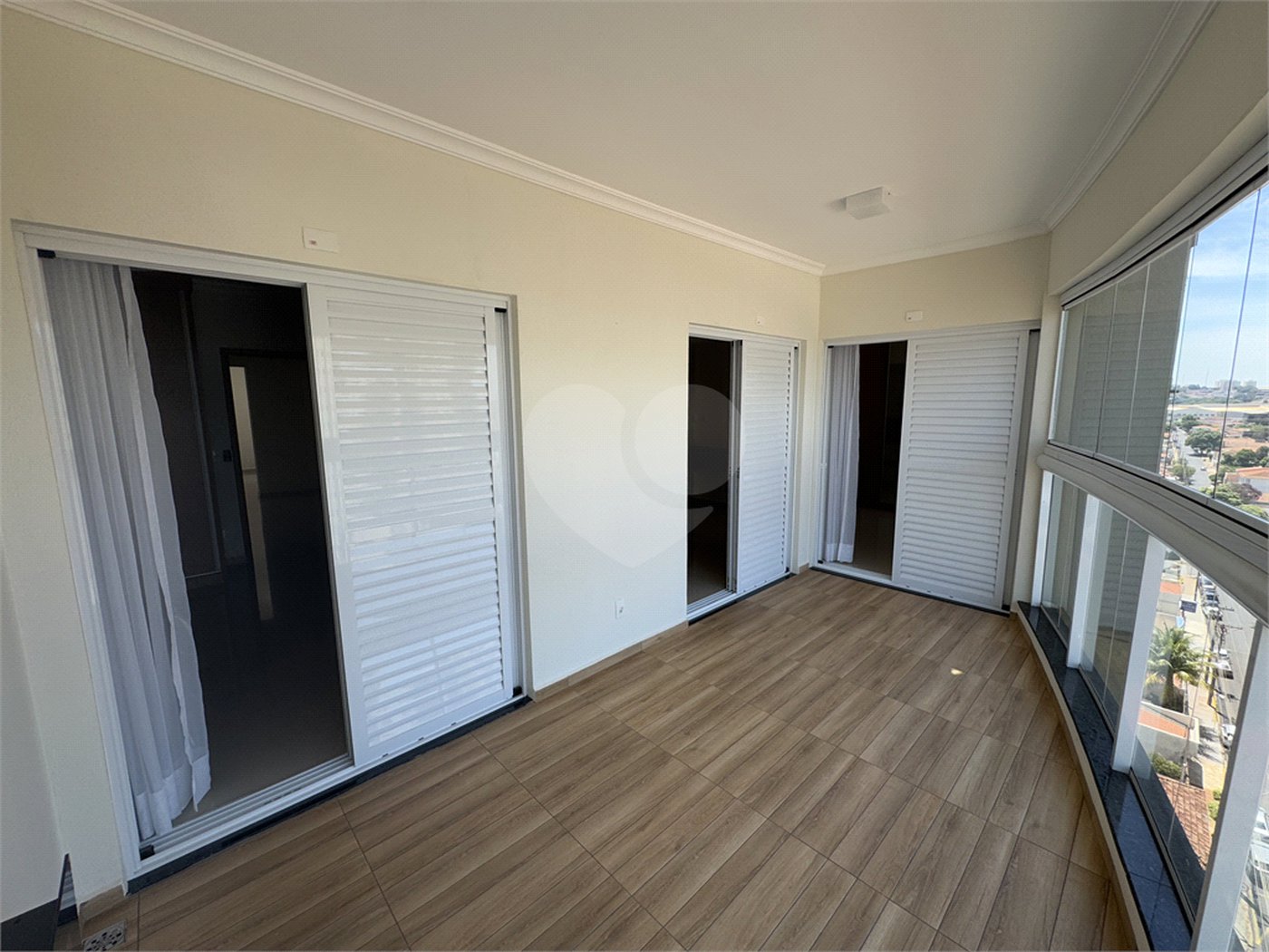 Cobertura de Alto Padrão no Centro de São Carlos – Sofisticação, Espaço e Conforto!