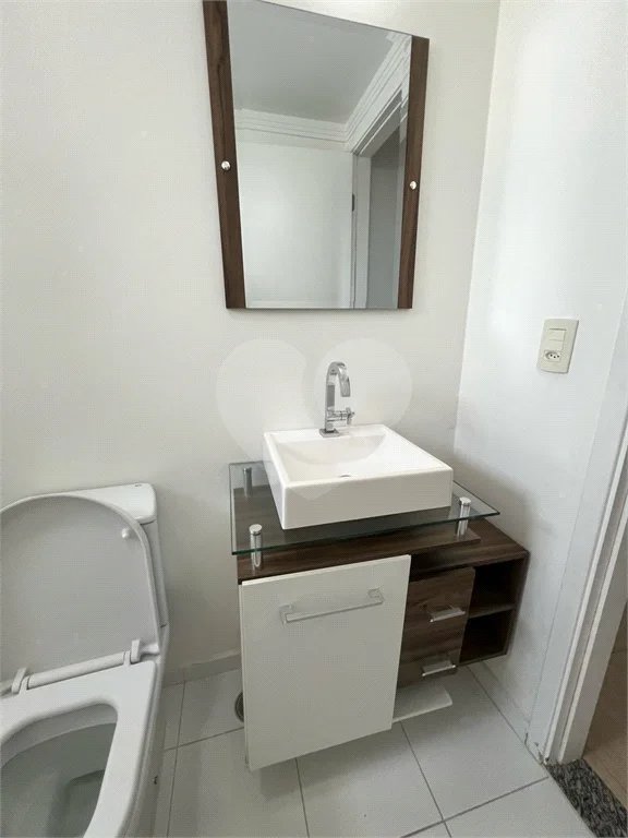 APARTAMENTO de 2 quartos (1 suíte) á venda em Santo André, 75m², 2 garagens fixas e cobertas, é entrar e morar!