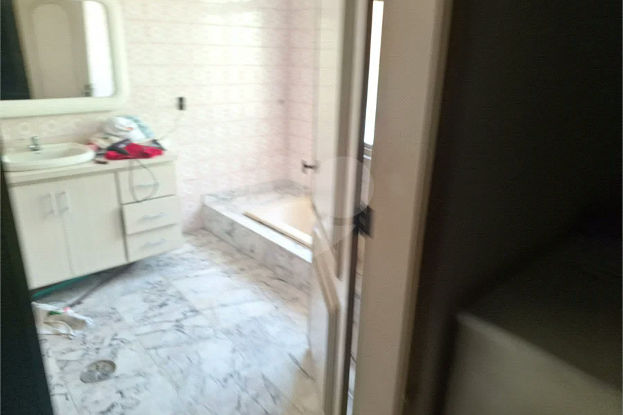 Sobrado à venda com 4 quartos, sendo 2 suítes, em Santana, São Paulo, SP