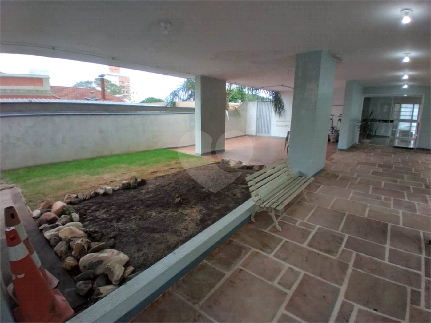 Apartamento no Condomínio Vila Rica.
