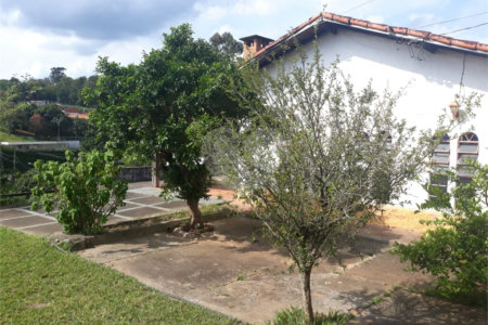 Chácara com 4 quartos à venda, 1700 m² - Vila Santa Rita - São Roque/SP
