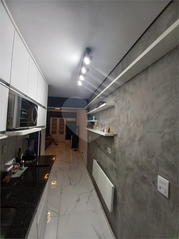 Apartamento à venda no bairro Bela Vista.