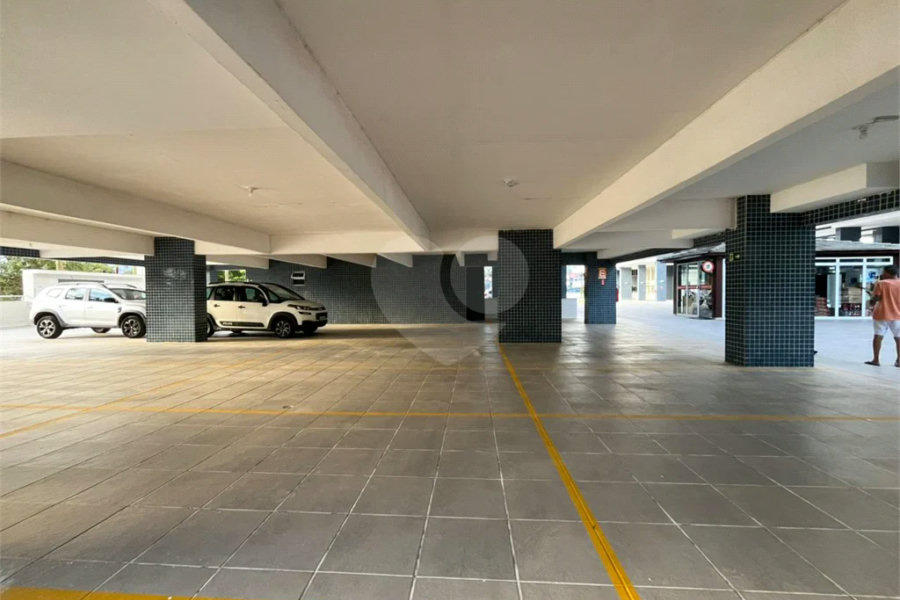 Apartamento à venda com 2 quartos, sendo 1 suíte,  em Indaiá, Bertioga, SP