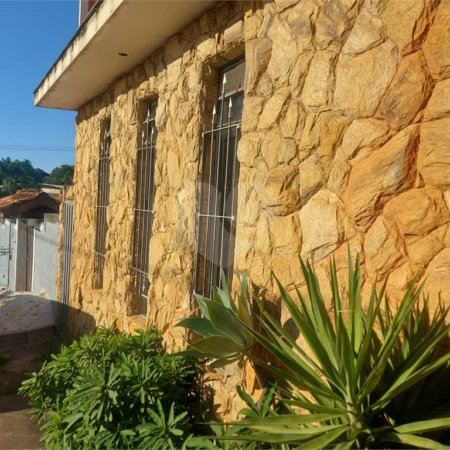 Casa à venda com 3 quartos, sendo 2 suítes,  em Capela, Vinhedo, SP