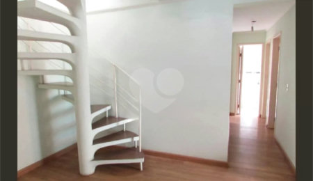 Cobertura à venda com 3 quartos, sendo 1 suíte,  em Paraisópolis, São Paulo, SP
