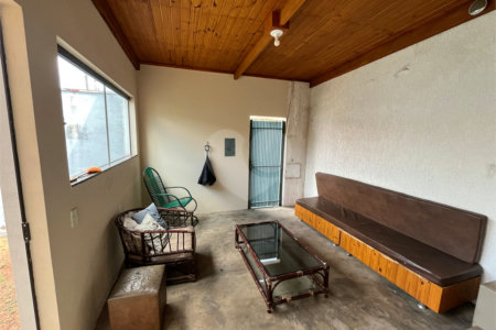 Casa a venda com 2 dormitórios na Vila São José