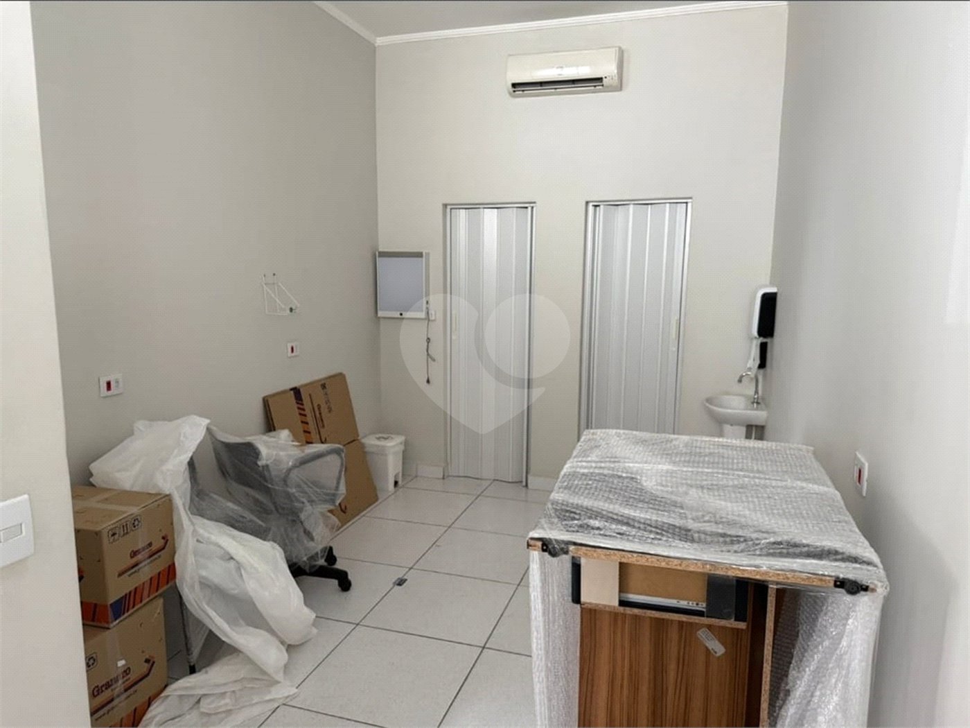 Ponto Comercial 1.400M² - Pronto para Uso – Ideal para Clínicas, Centros de Especialidades ou Hospitais de Pequeno Porte