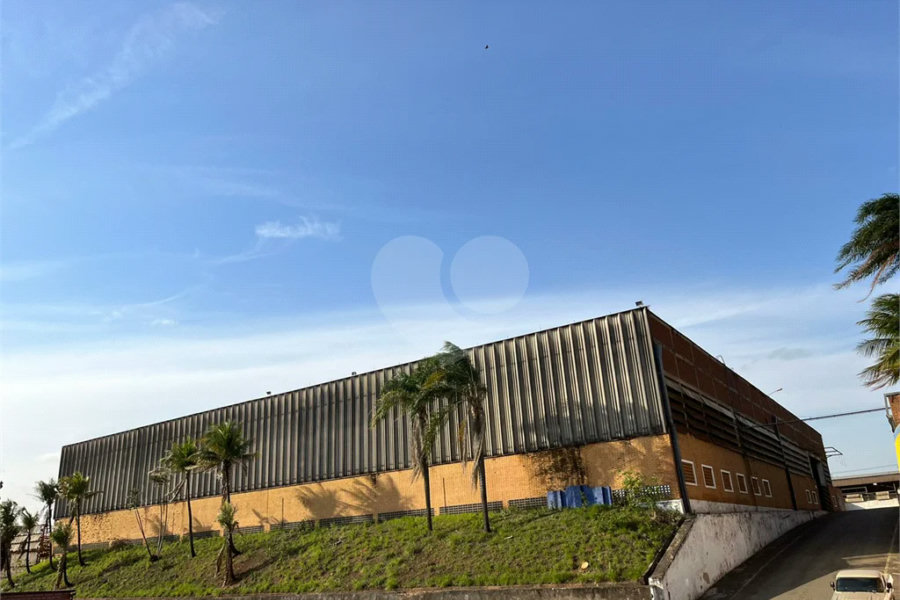 Excelente Galpão comercial para empresas disponível para venda e locação em Piracicaba - SP.